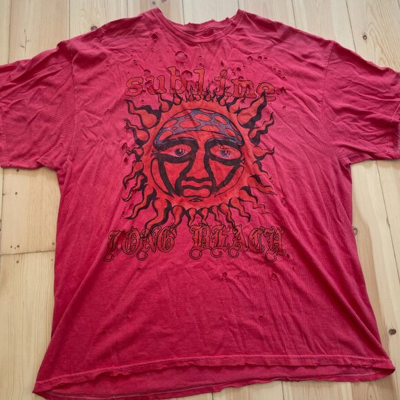 Urban Outfitters oversized T-shirt Size small - Picture 1 of 1